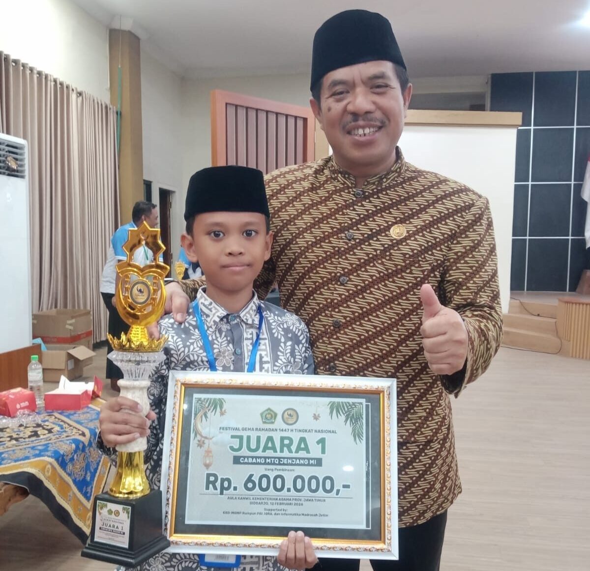 Foto Azzam dengan Kasi Pendma Jatim
